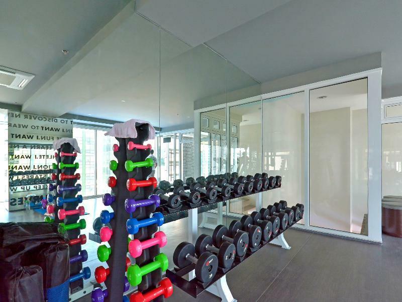 Currency Serviced Suites Pasig City Extérieur photo